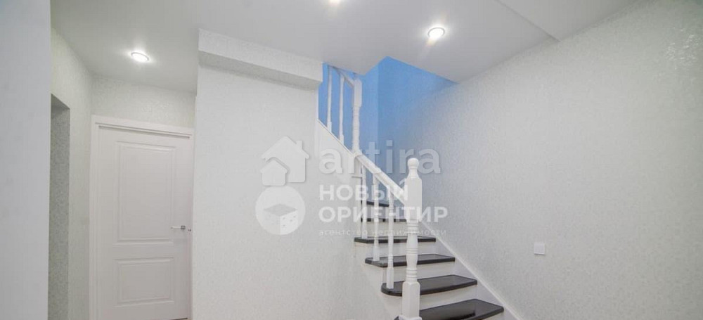 Дом, 200 м2, 8 соток, 3 эт. Сысерть - изображение 3