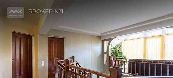 Коттедж, 385 м2, 25 соток, 2 эт. Санкт-Петербург