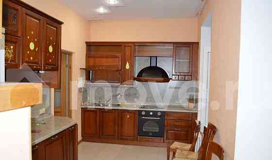 Студия, 96 м2, 1/5 эт. Москва