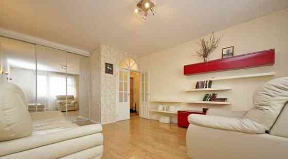 1-комн. квартира, 42 м2, 8/14 эт. Москва