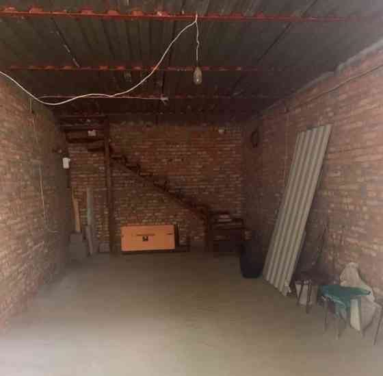 Гараж, 36 м2 Шахты