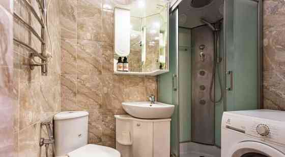 2-комн. квартира, 67 м2, 3/9 эт. Москва