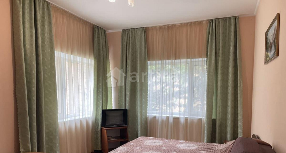 Комната, 25 м2, 2/3 эт. Алушта - изображение 1