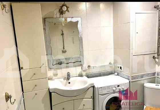 3-комн. квартира, 67 м2, 2/9 эт. Москва