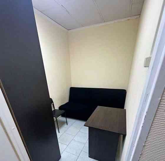 Комната, 6.5 м2, 2/4 эт. Москва