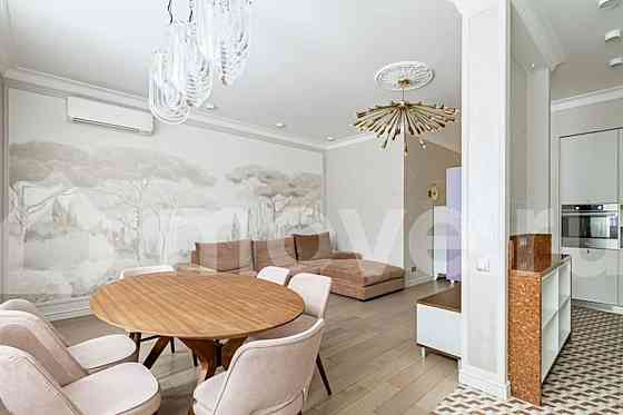 4-комн. квартира, 129.9 м2, 2/19 эт. Москва