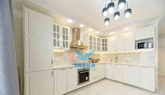 3-комн. квартира, 95 м2, 2/7 эт. Санкт-Петербург