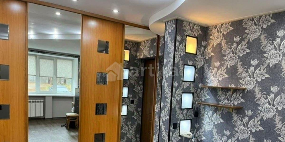 Комната, 18 м2, 1/9 эт. Екатеринбург - изображение 2