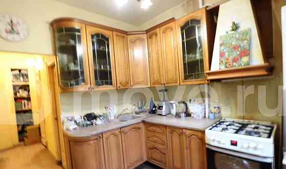 2-комн. квартира, 67.2 м2, 3/5 эт. Москва