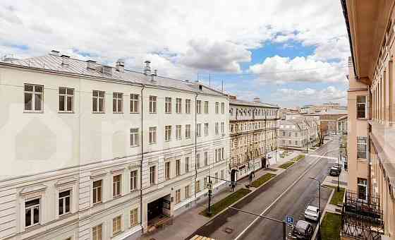 4-комн. квартира, 135 м2, 4/4 эт. Москва