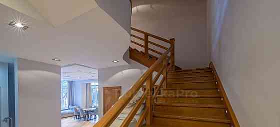 Таунхаус, 356 м2, 1 сотка, 3 эт. Одинцово