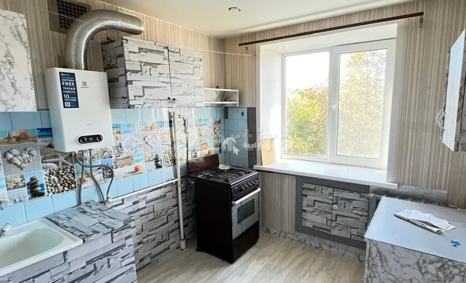 Сдам 1-комнатную квартиру 30, 1 м² 5/5 Зеленодольск - изображение 1
