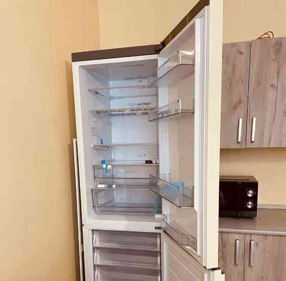 Комната, 95 м2, 1/5 эт. Москва