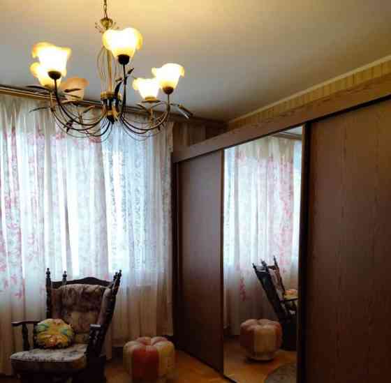 Комната, 52 м2, 8/12 эт. Москва