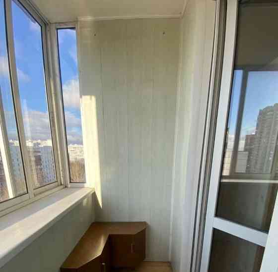 Комната, 10 м2, 12/12 эт. Москва