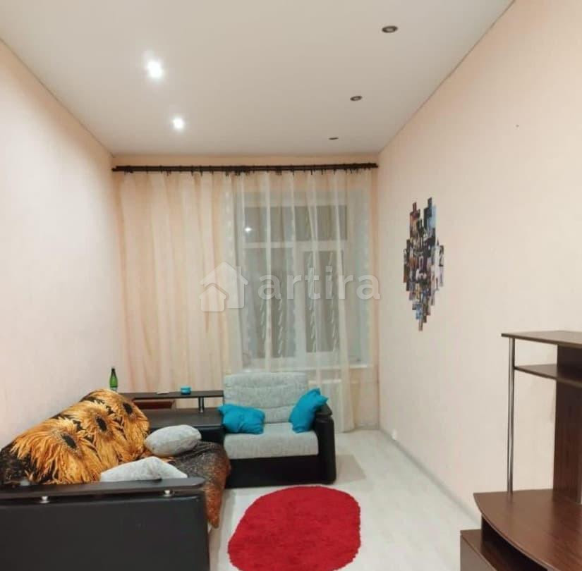 Комната, 98 м2, 4/6 эт. Санкт-Петербург - изображение 1