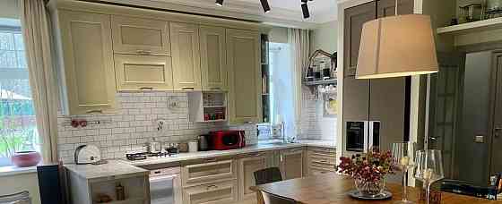 Таунхаус, 150 м2, 2 сотки, 3 эт. Москва