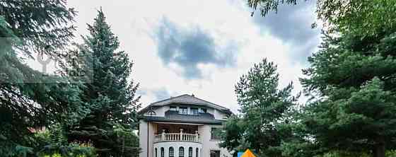 Дом, 1100 м2, 30 соток, 3 эт. Одинцово