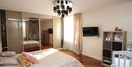 2-комн. квартира, 70 м2, 3/8 эт. Москва