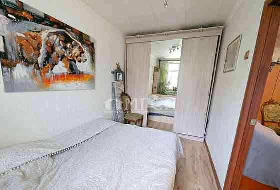 3-комн. квартира, 54 м2, 1/5 эт. Москва