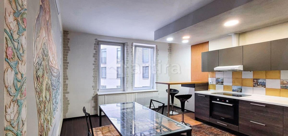 Комната, 77.5 м2, 6/8 эт. Санкт-Петербург - изображение 1