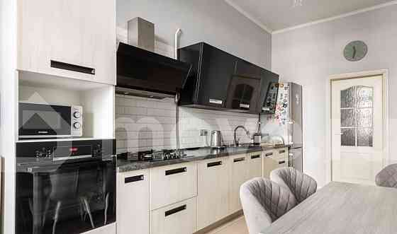 4-комн. квартира, 123.8 м2, 2/5 эт. Москва