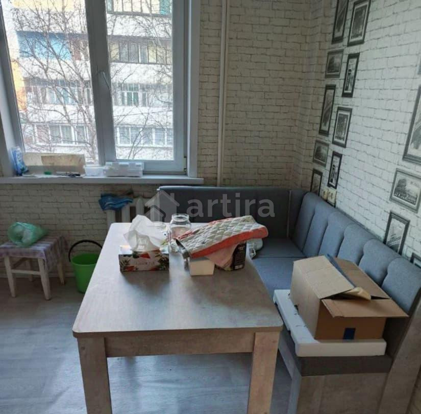 Комната, 16 м2, 3/5 эт. Иркутск - изображение 2