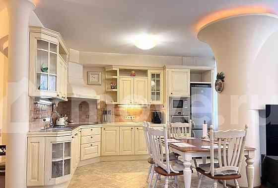 3-комн. квартира, 110 м2, 5/9 эт. Москва