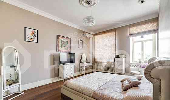 4-комн. квартира, 166 м2, 4/5 эт. Москва