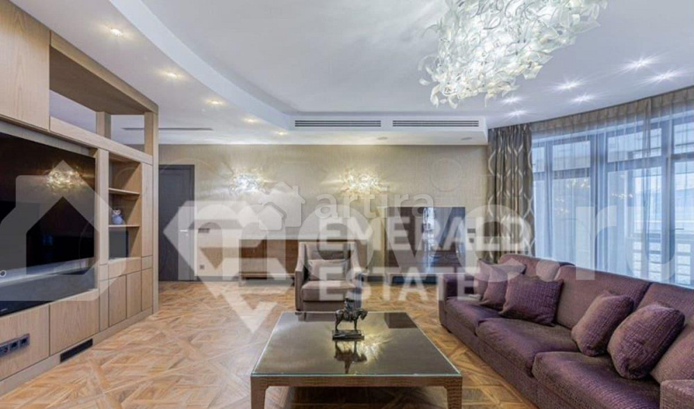 3-комн. квартира, 218.1 м2, 6/8 эт. Москва - изображение 1