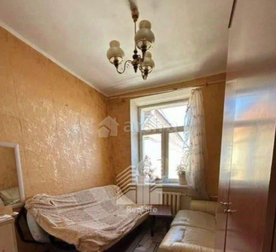 Комната, 9.2 м2, 5/5 эт. Москва - изображение 1