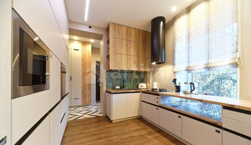 3-комн. квартира, 110 м2, 4/5 эт. Санкт-Петербург - изображение 4