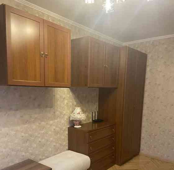 Комната, 60 м2, 3/5 эт. Москва