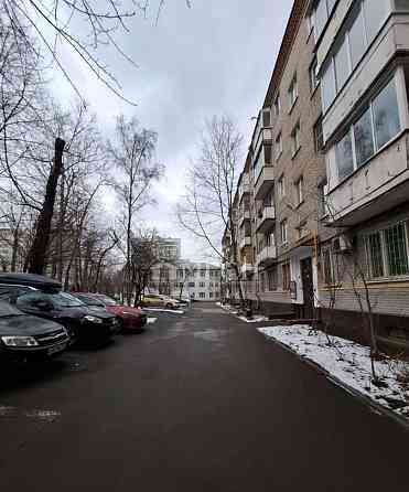 2-комн. квартира, 41 м2, 5/5 эт. Москва