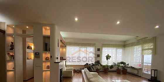 Дом, 230 м2, 10 соток, 2 эт. Ялта