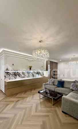 3-комн. квартира, 98 м2, 37/48 эт. Москва