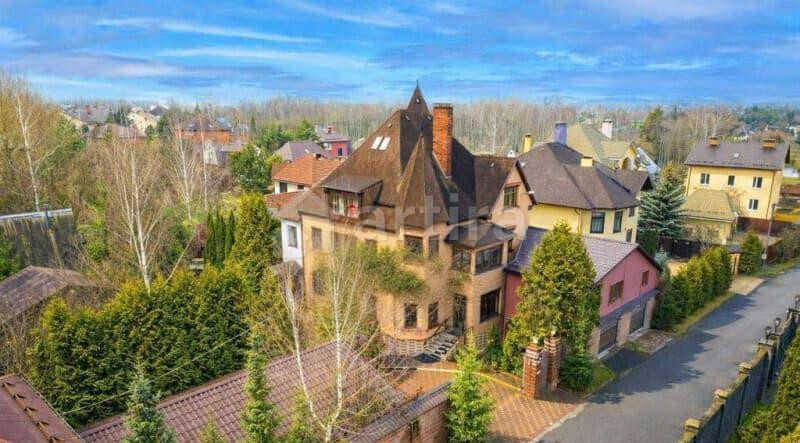 Коттедж, 850 м2 Бронницы - изображение 1