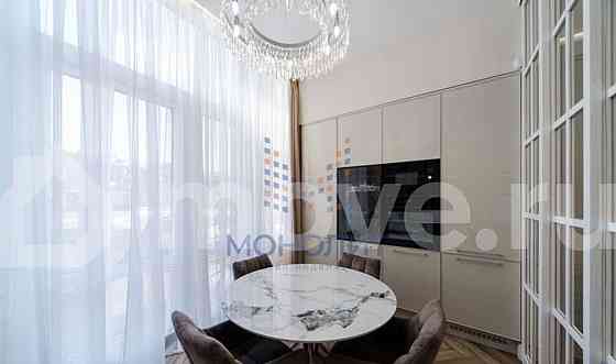 4-комн. квартира, 111 м2, 1/3 эт. Москва