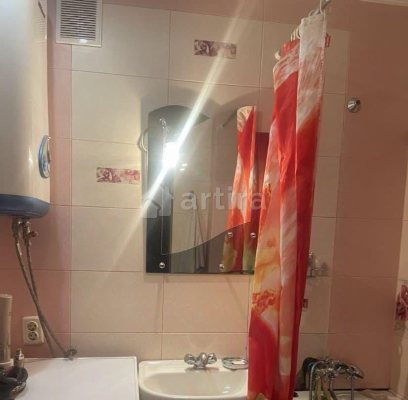 Комната, 70 м2, 5/5 эт. Саратов - изображение 4