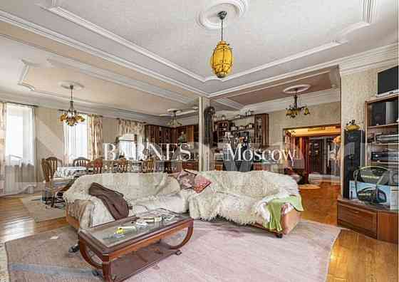 4-комн. квартира, 156 м2, 4/4 эт. Москва