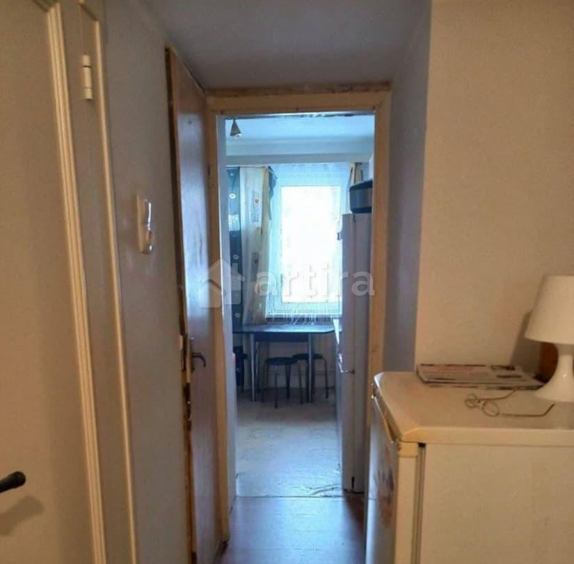 Комната, 12 м2, 1/9 эт. Санкт-Петербург - изображение 2