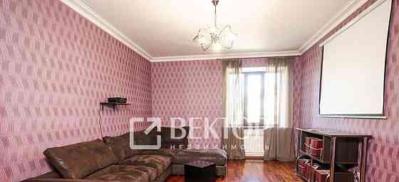 Коттедж, 280 м2, 8 соток, 2 эт. Кострома