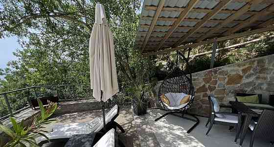 Дом, 80 м2, 2 сотки, 2 эт. Алушта