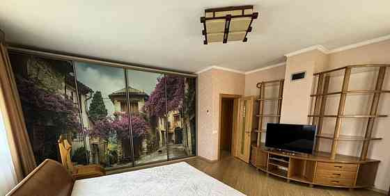 Дом, 500 м2, 6 соток, 3 эт. Симферополь