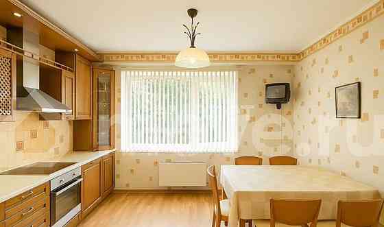 3-комн. квартира, 74 м2, 1/17 эт. Москва