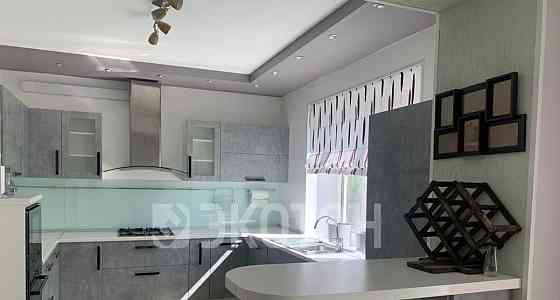 Дом, 520 м2, 8 соток, 3 эт. Санкт-Петербург