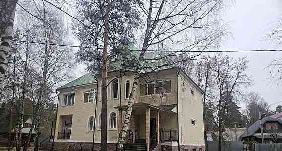 Дом, 600 м2, 20 соток, 3 эт. Малаховка