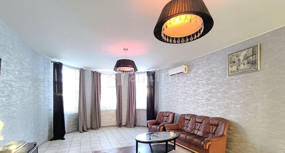 Дом, 330.3 м2, 10 соток, 3 эт. Санкт-Петербург - изображение 3