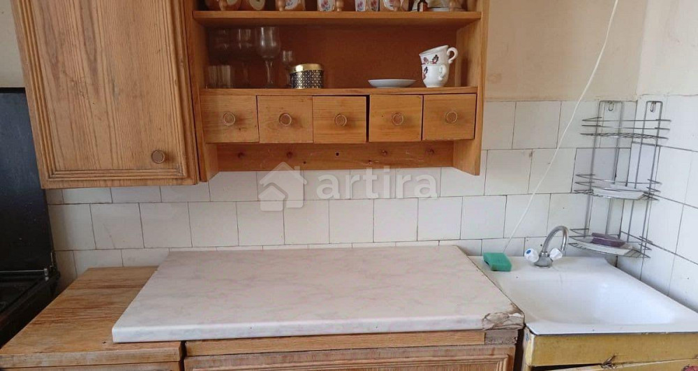 Комната, 56 м2, 3/5 эт. Москва - изображение 2