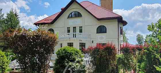 Дом, 590 м2, 20 соток, 4 эт. Москва